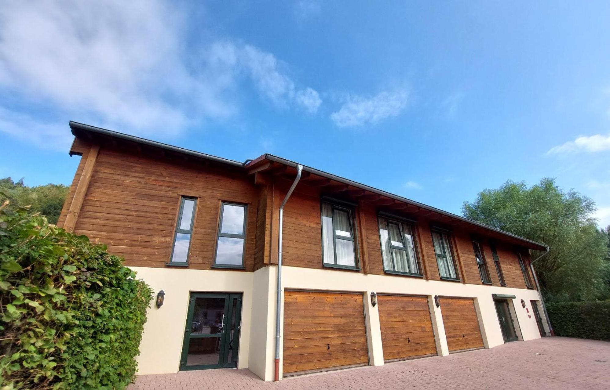 Logis Hotel & Restaurant Des Lacs Celles-sur-Plaine Esterno foto